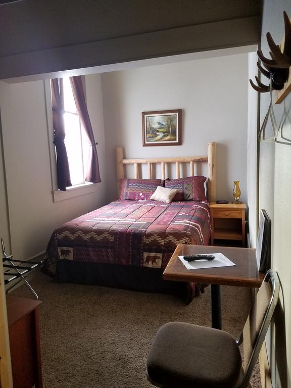 Dakota Spur Hotel Lead Zimmer foto